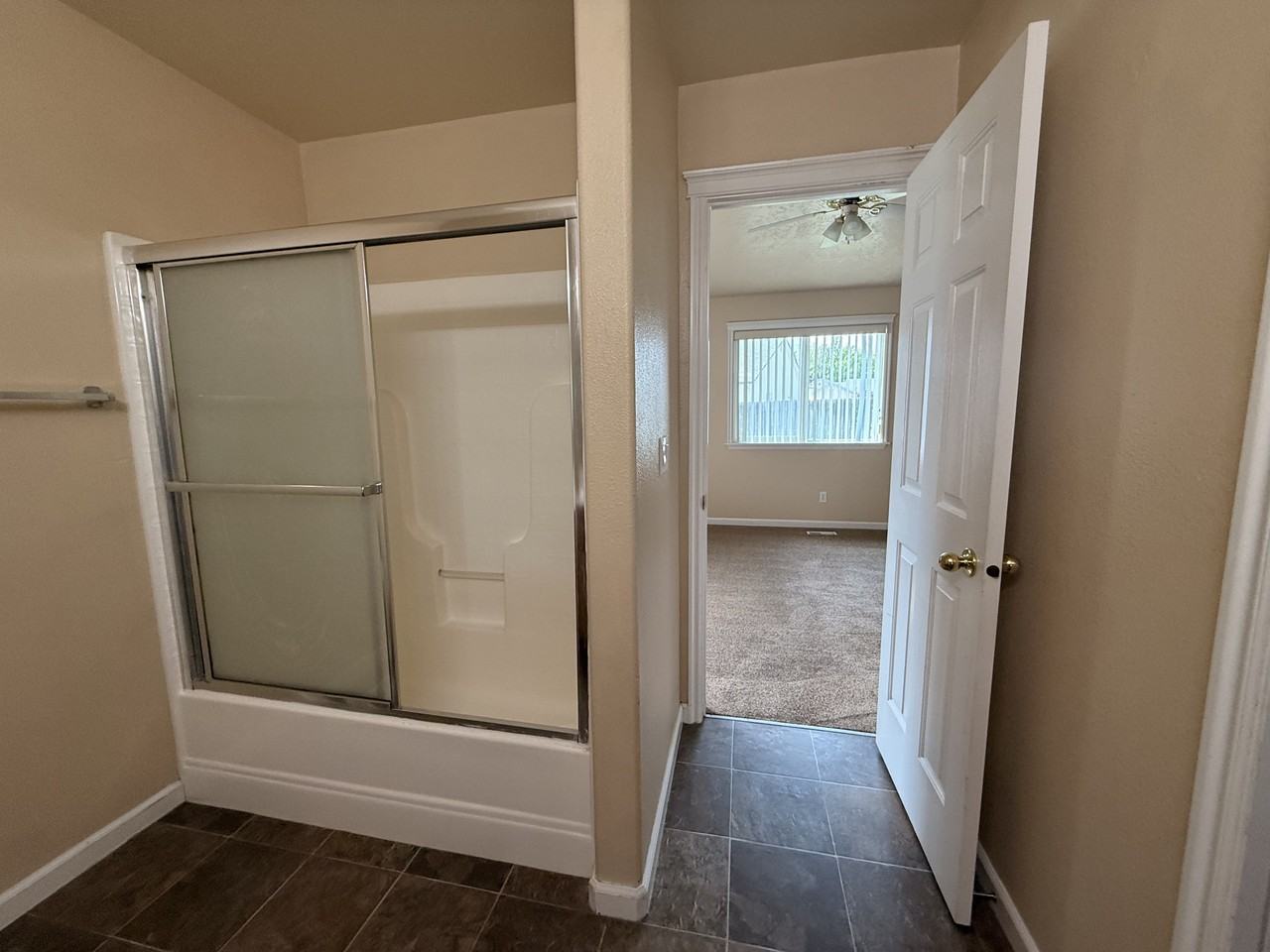 2841 N Englewood Pl #NA - Photo 7 of 8