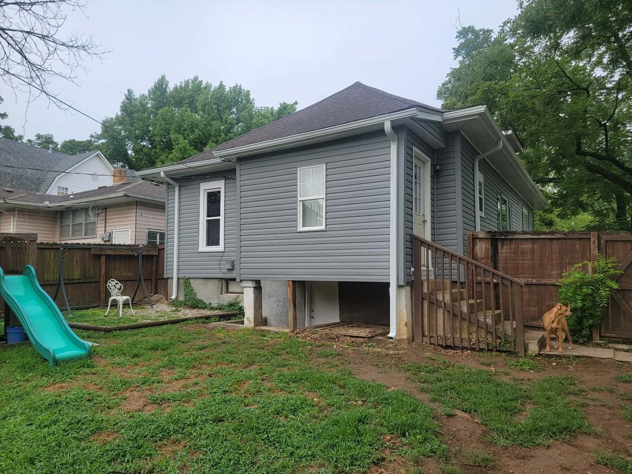 229 N Jackson Ave #NA - Photo 4 of 5