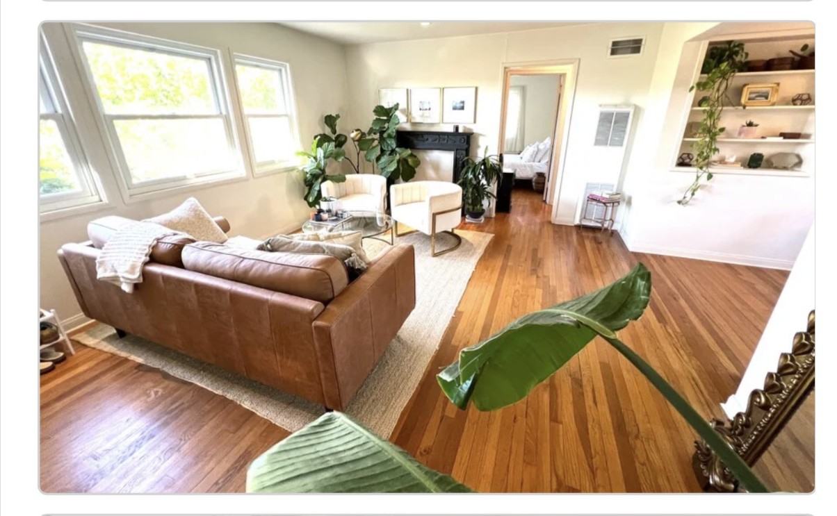 1131 Bay St #B - Photo 2 of 6