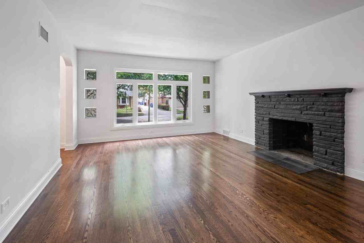 6114 N Lenox Ave - Photo 6 of 18