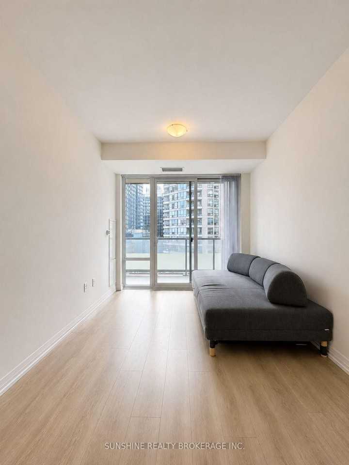 25 Holly Street #910 - Photo 4 of 12