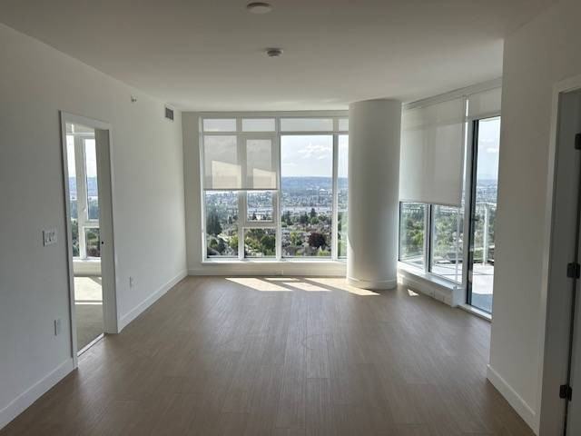 7000 Park Crescent - Photo 5 of 10