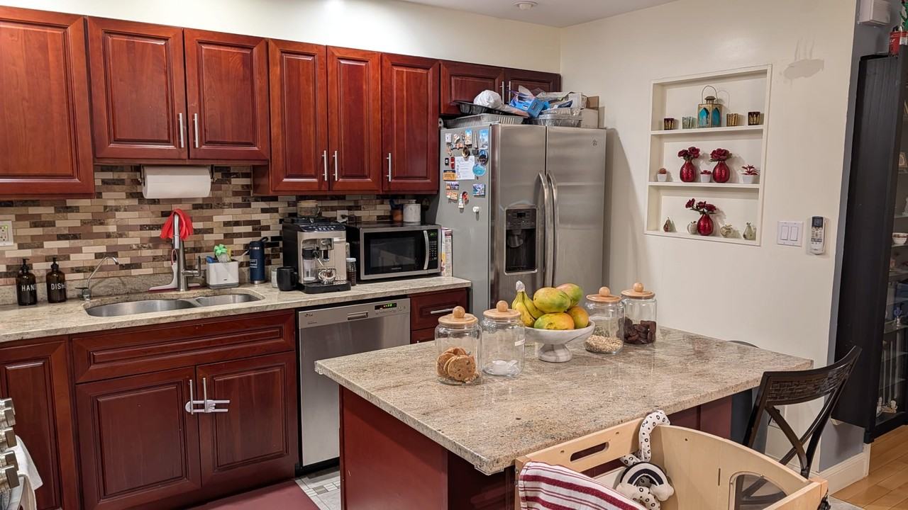 8772 25th Avenue #2f - Photo 4 of 11