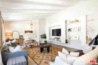 29328 Heathercliff Rd - Photo 2 of 8