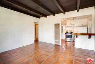 2454 7th St #B - Photo 3 of 8