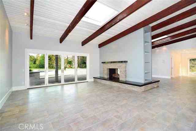 18843 Paseo Nuevo Dr - Photo 3 of 8