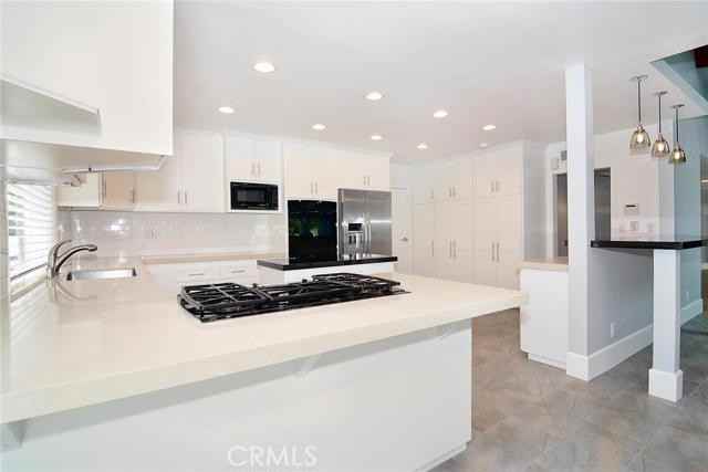 18843 Paseo Nuevo Dr - Photo 7 of 8