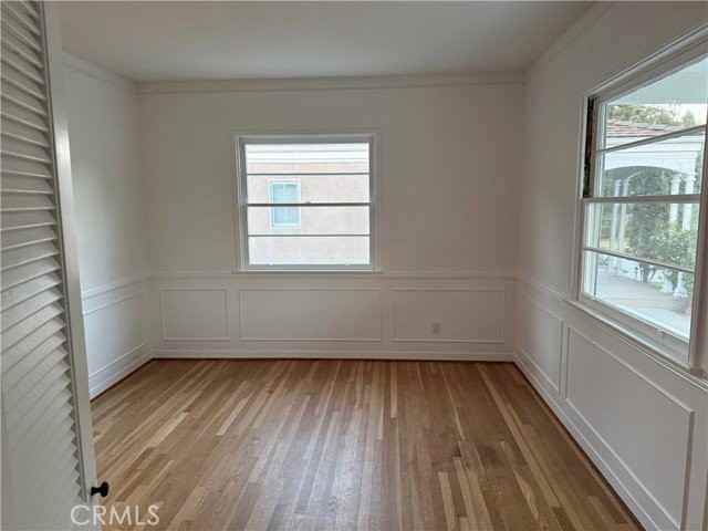 1765 Sharon Pl - Photo 3 of 8