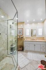 805 N Brighton St - Photo 6 of 8