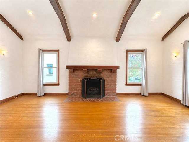 6622 W 6th St - Photo 3 of 8