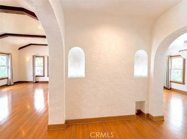 6622 W 6th St - Photo 5 of 8