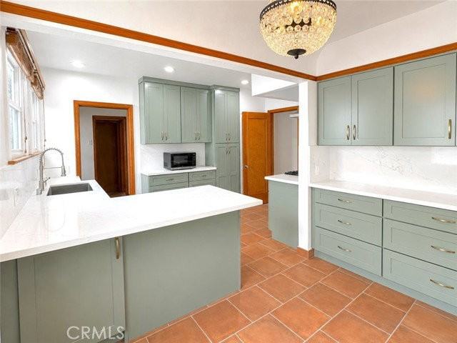 6622 W 6th St - Photo 7 of 8