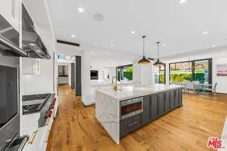 6115 W 6th St - Photo 2 of 8