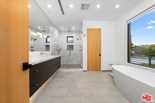 6115 W 6th St - Photo 6 of 8