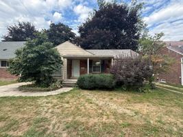 featured image of 10005 Grayfield