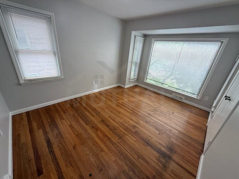 10005 Grayfield - Photo 6 of 8