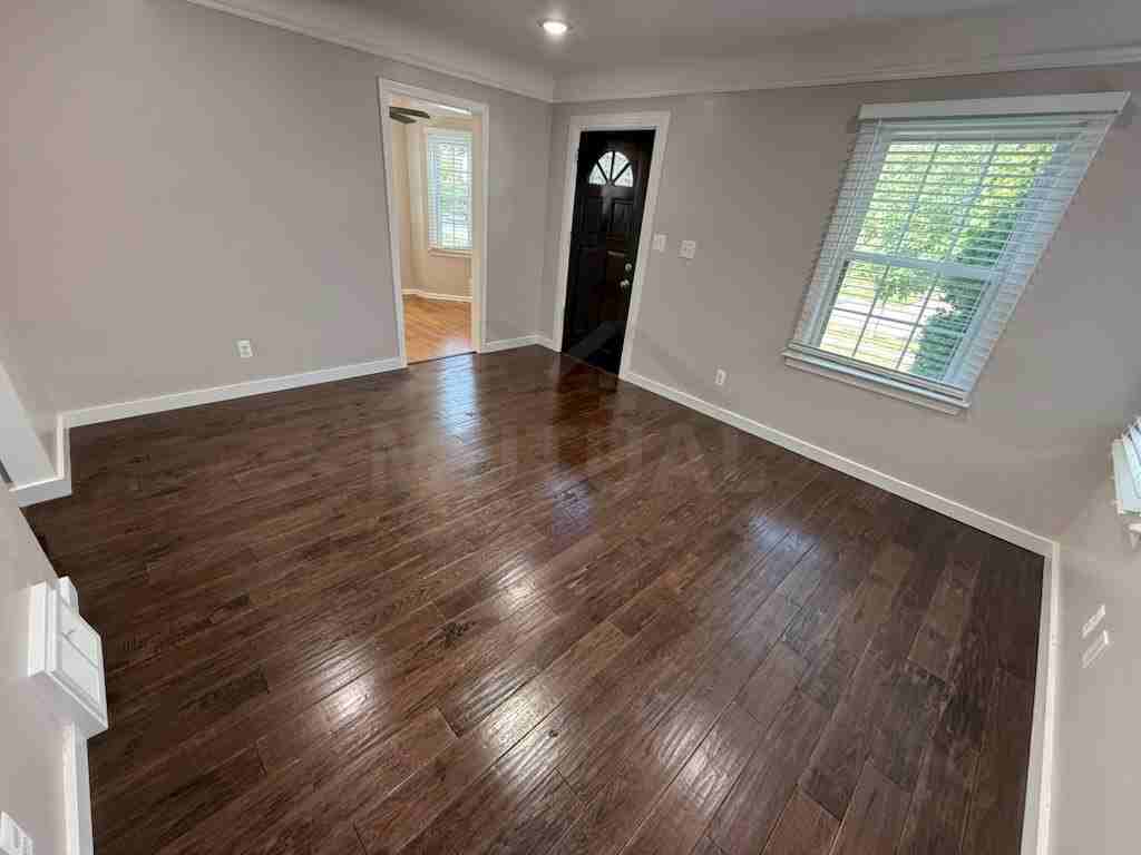 1834 N Mildred St - Photo 2 of 8