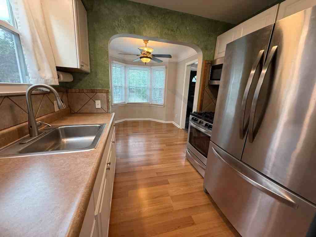 1834 N Mildred St - Photo 5 of 8