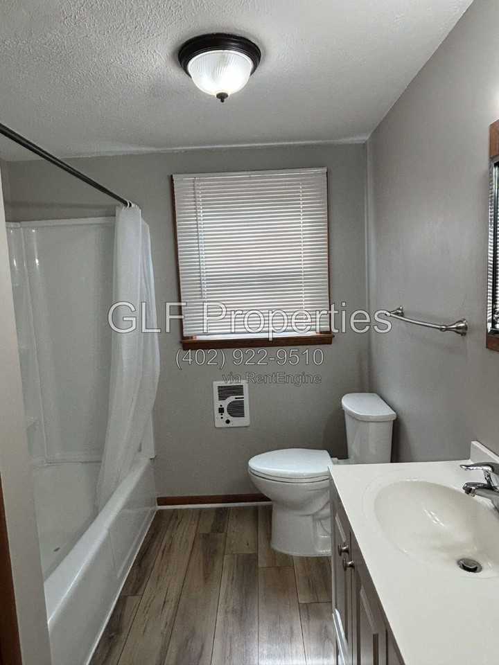 231 N 1st St #4 - Photo 5 of 5