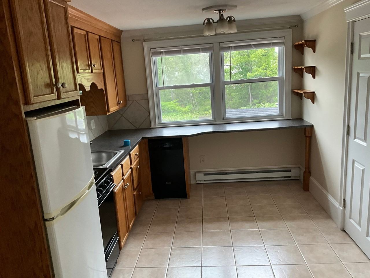 469 Mount Hope St #2 - Photo 5 of 6