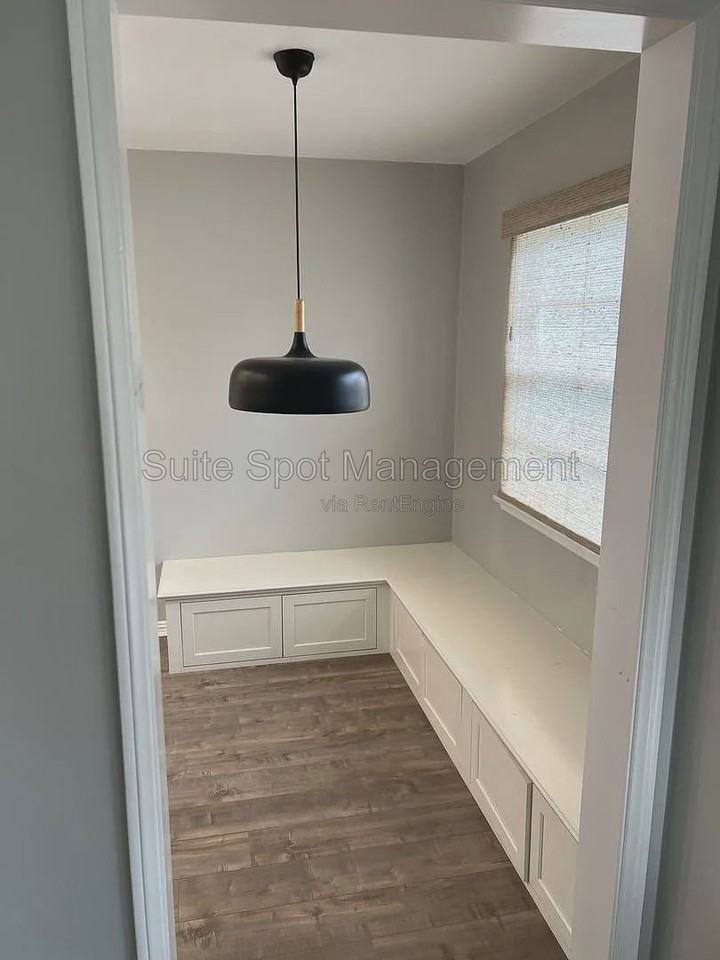456 N Batavia St #SH - Photo 6 of 27