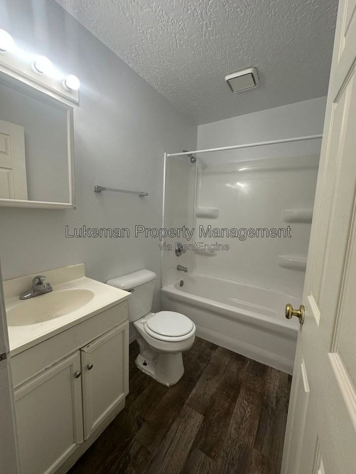 1405 Huntington Ave #3 - Photo 5 of 11