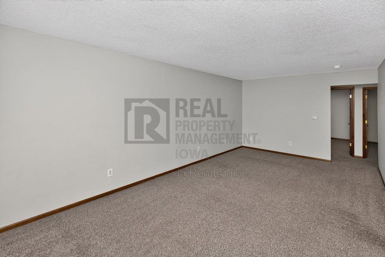 1022 Williams St #1022 - Photo 3 of 50