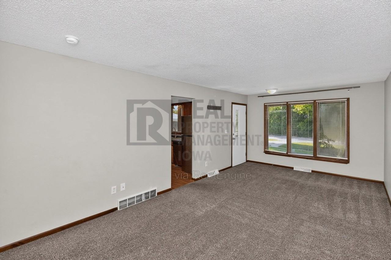 1022 Williams St #1022 - Photo 5 of 50