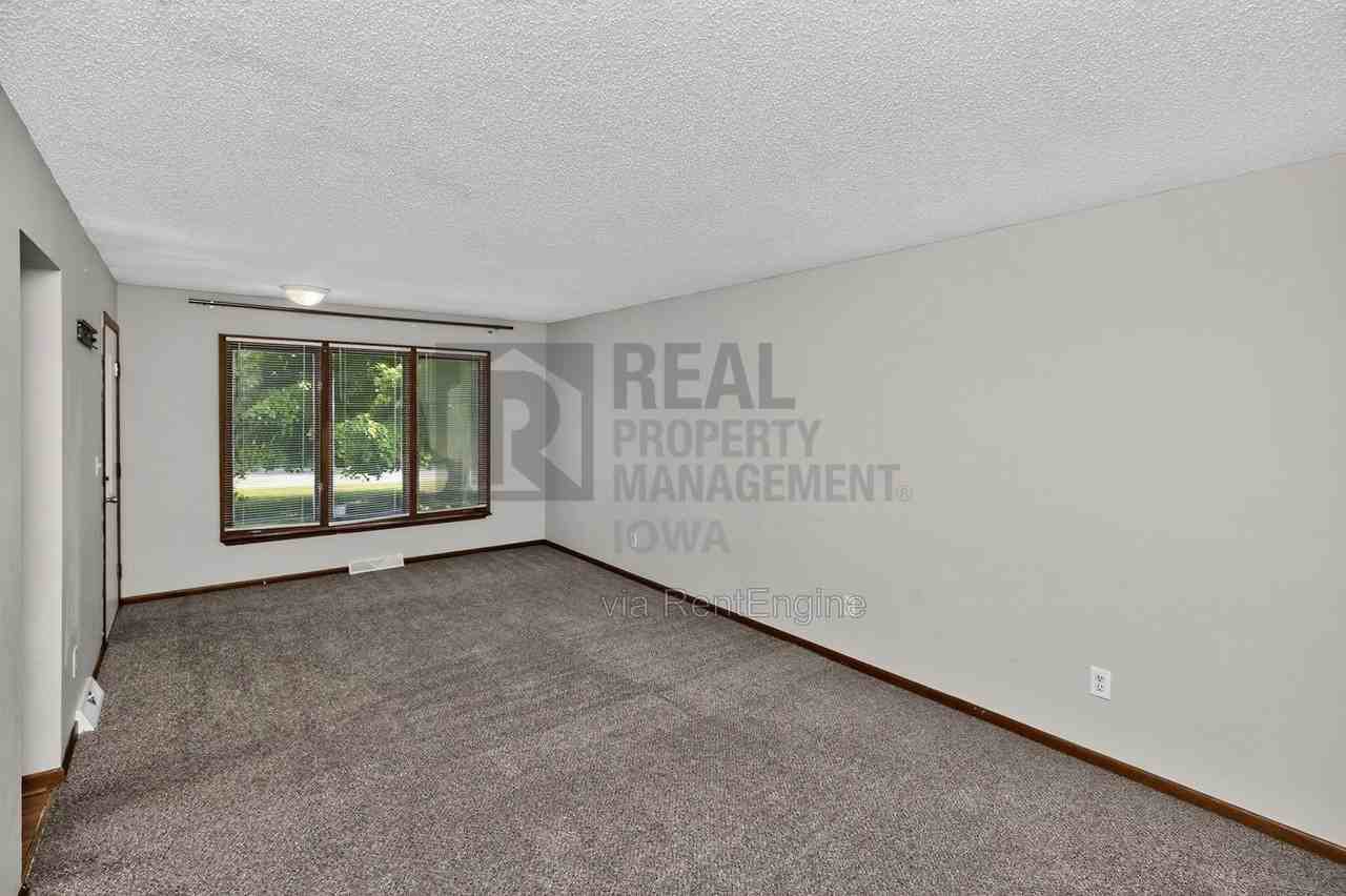 1022 Williams St #1022 - Photo 6 of 50
