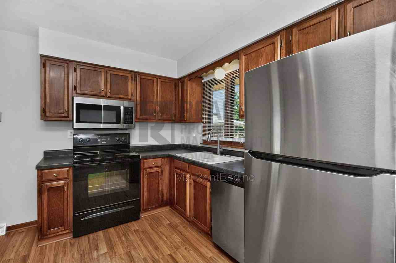 1022 Williams St #1022 - Photo 7 of 50