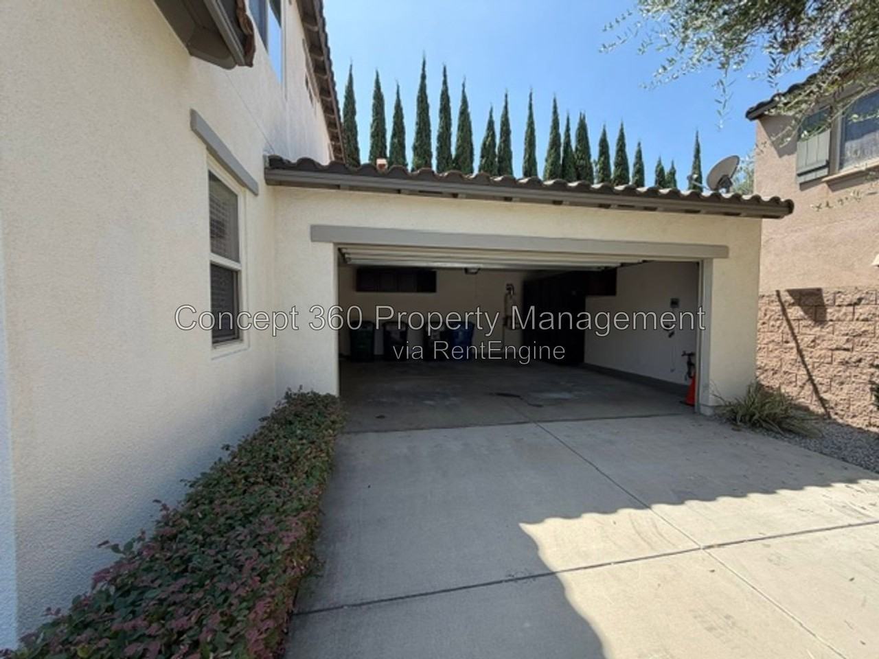 15554 Cypria Cir - Photo 3 of 50