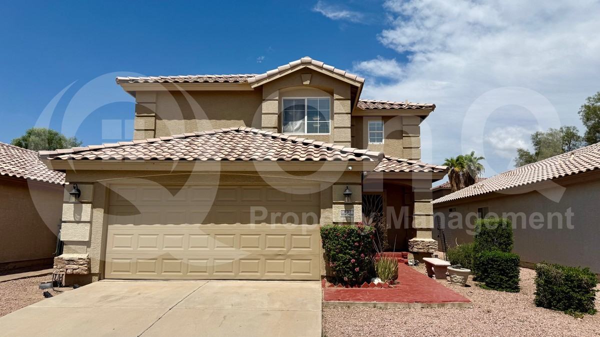 11226 W Sells Dr - Photo 2 of 26