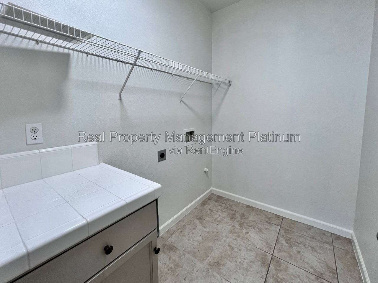 4121 Chessa Ln - Photo 6 of 27
