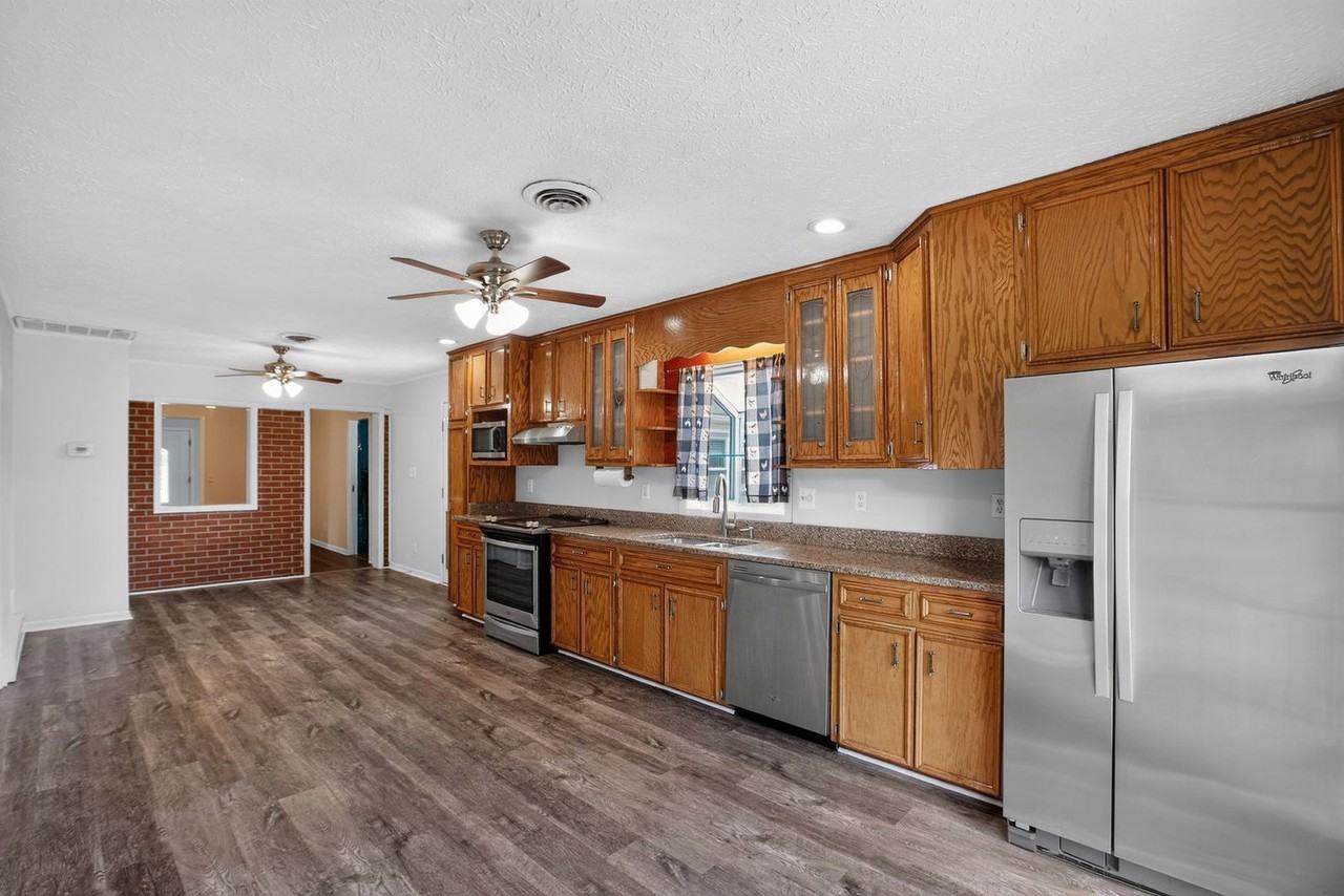 26646 Three Notch Rd - Photo 5 of 19