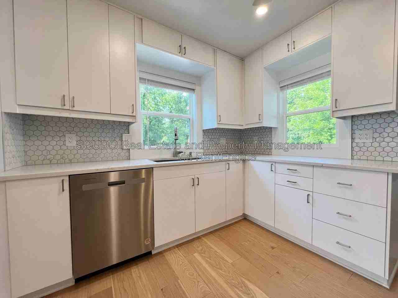 5802 N Park Ave - Photo 6 of 23