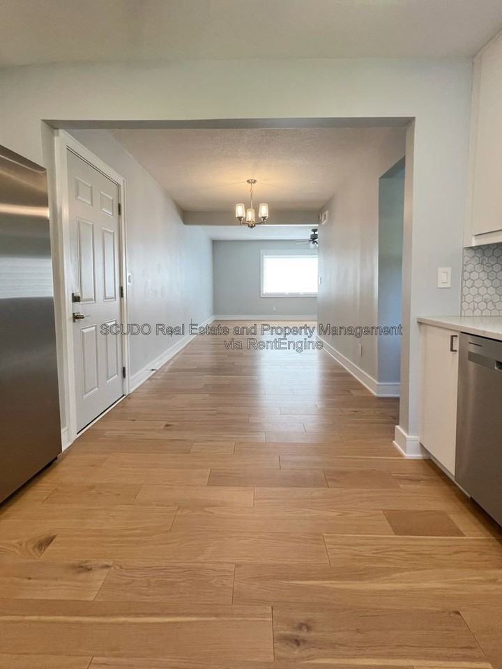5802 N Park Ave - Photo 7 of 23