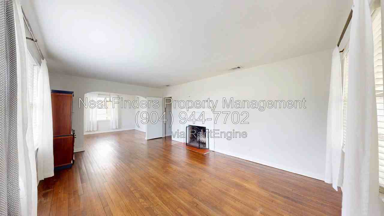 1230 Lechlade St - Photo 3 of 29