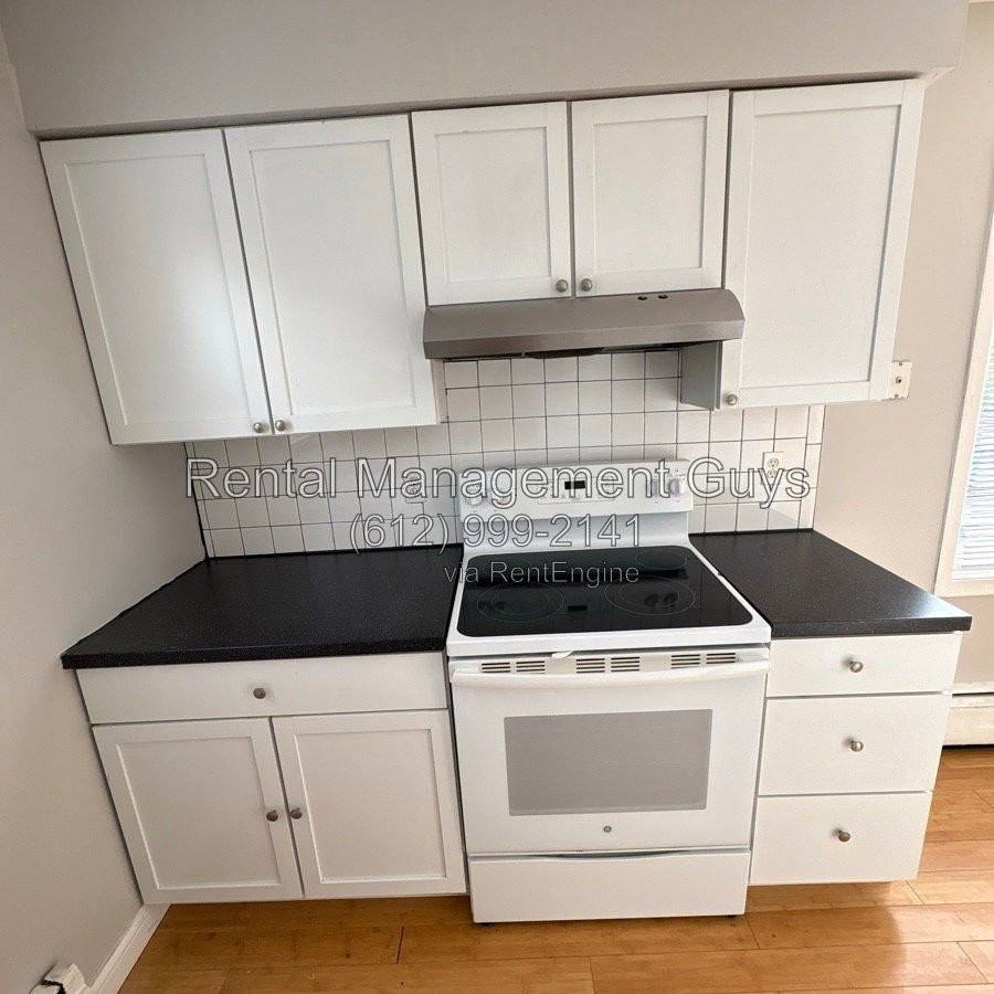 3545 12th Ave S #5 - Photo 6 of 10