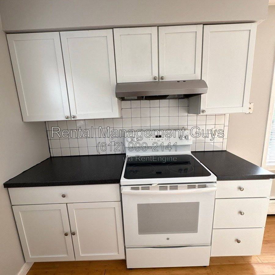 3545 12th Ave S #5 - Photo 7 of 10