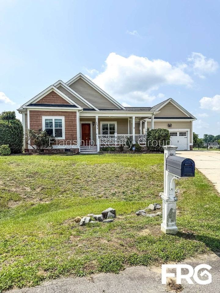 106 E Stargrass Cir - Photo 2 of 37