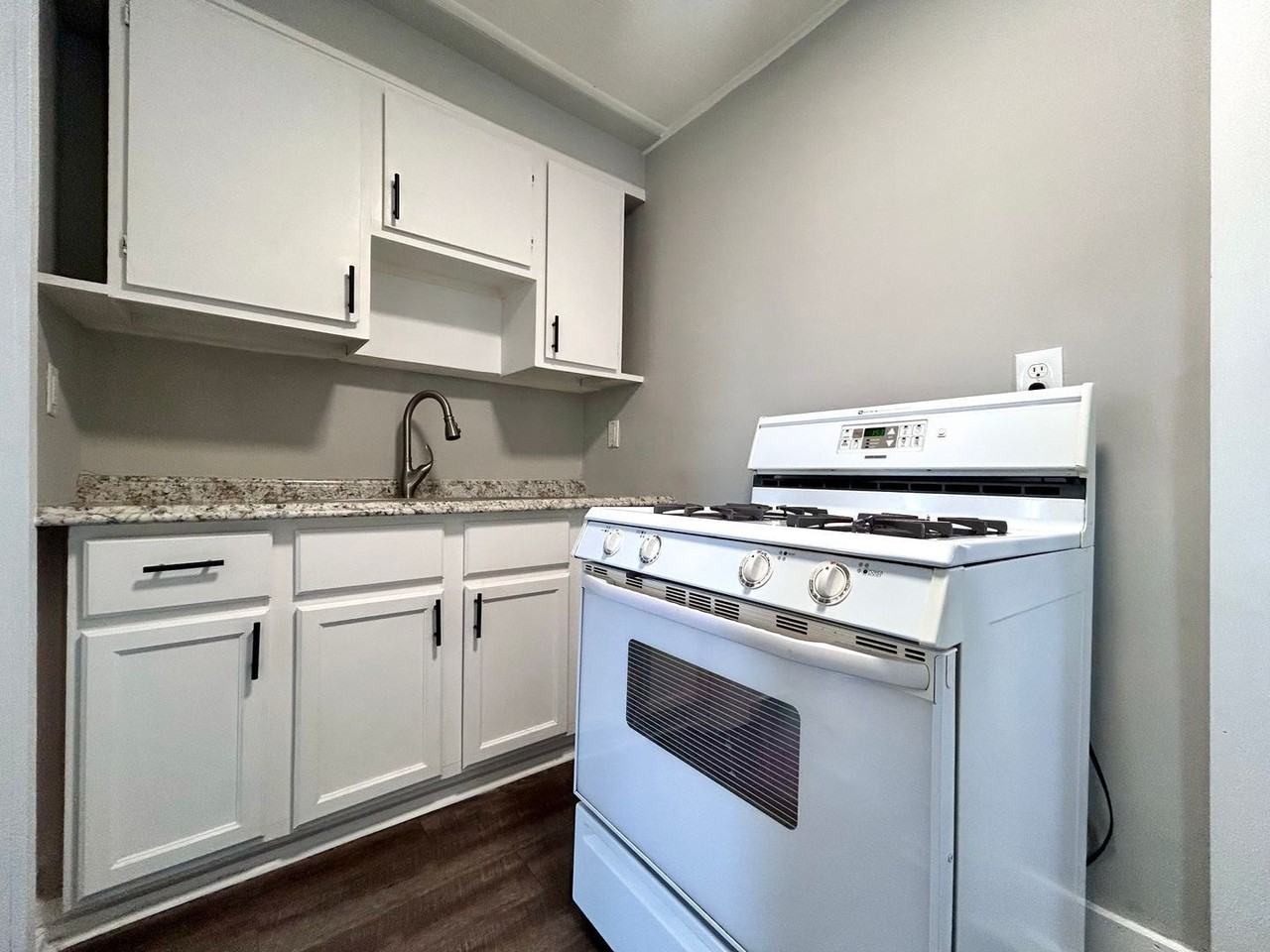 1000 Cass Ave Se #3 - Photo 7 of 14