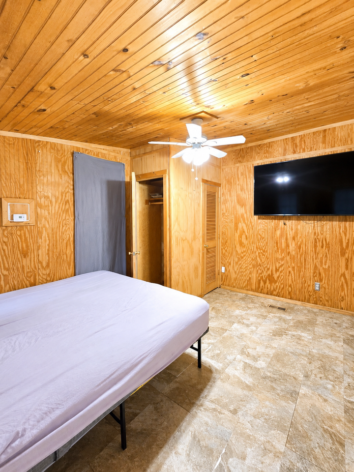 995 North Quaker Lane - Photo 7 of 10