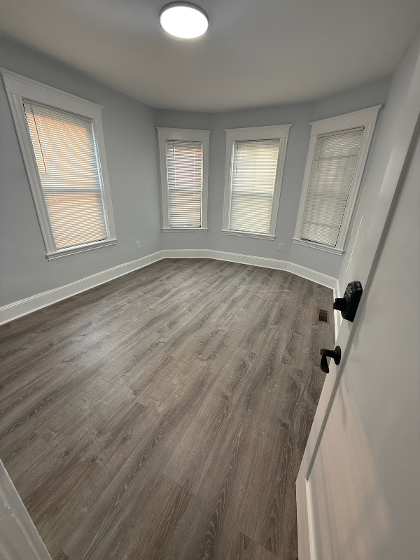 7 Brenton St - Photo 7 of 8