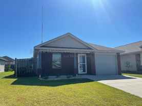 1899 Crosscreek Cir - Photo 1 of 1