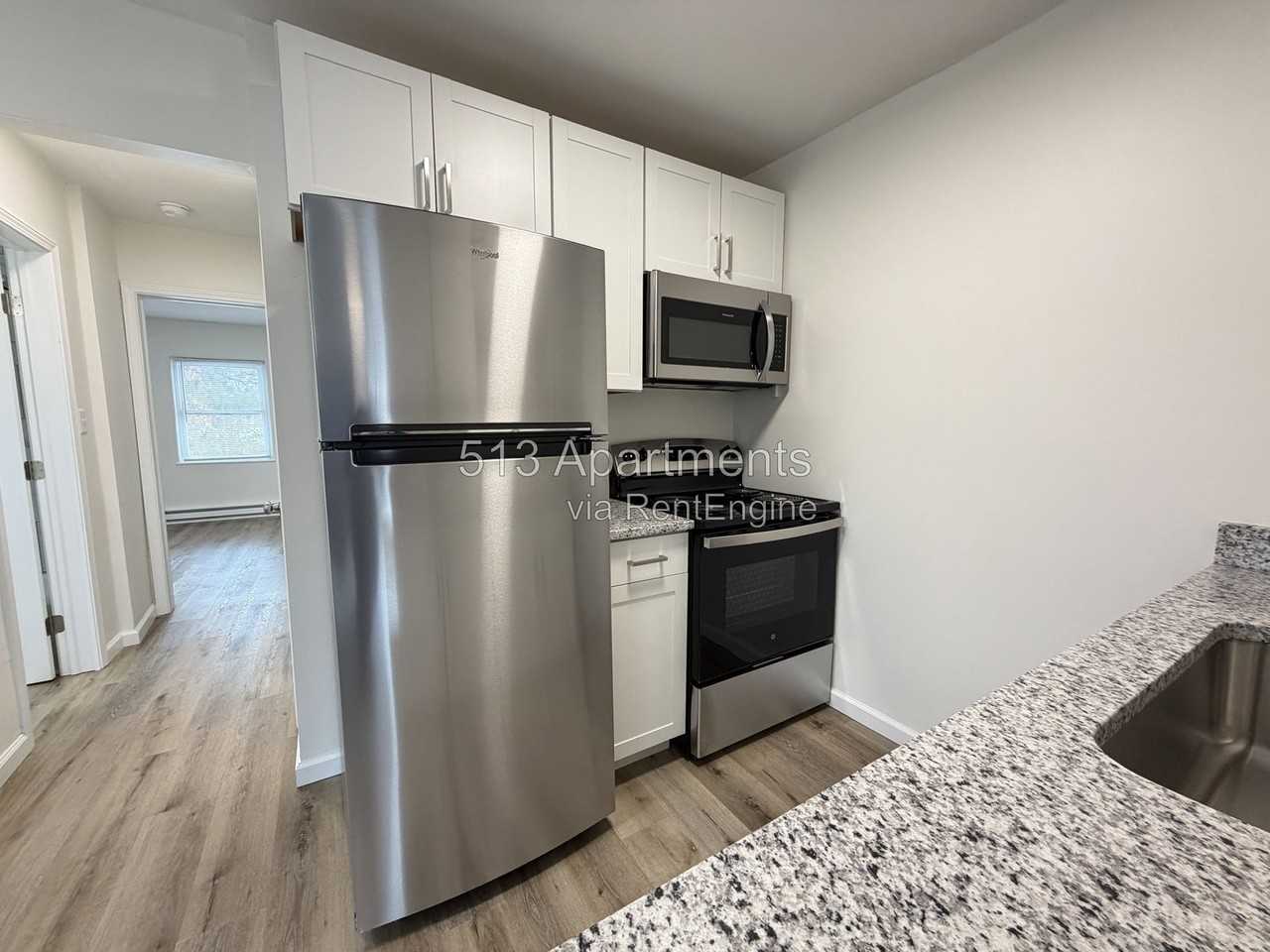 1653 Jonathan Ave #1 - Photo 2 of 8