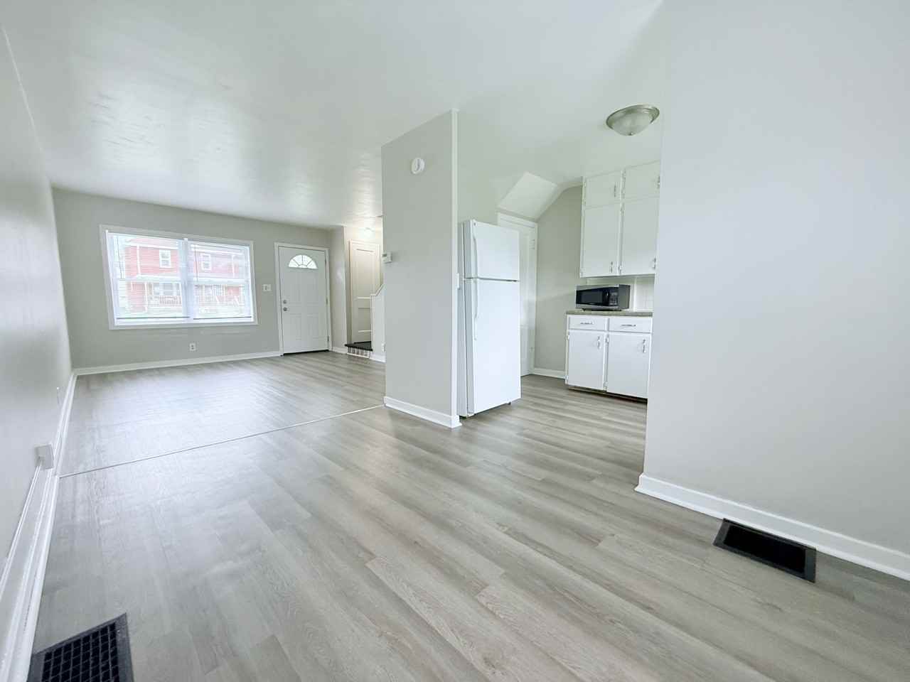 116 Locust Street - Photo 2 of 16