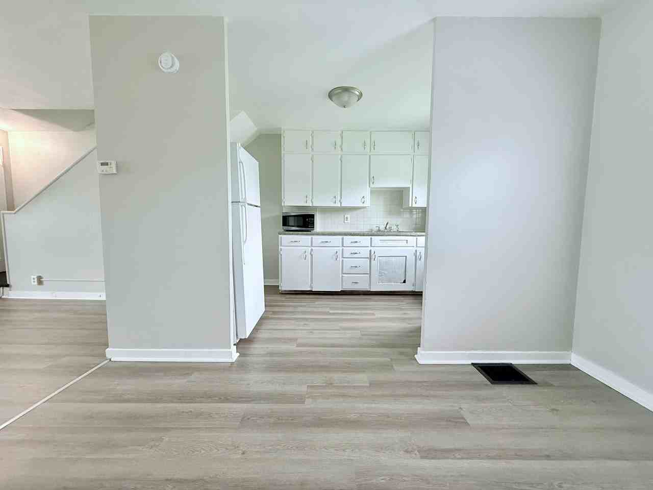 116 Locust Street - Photo 5 of 16