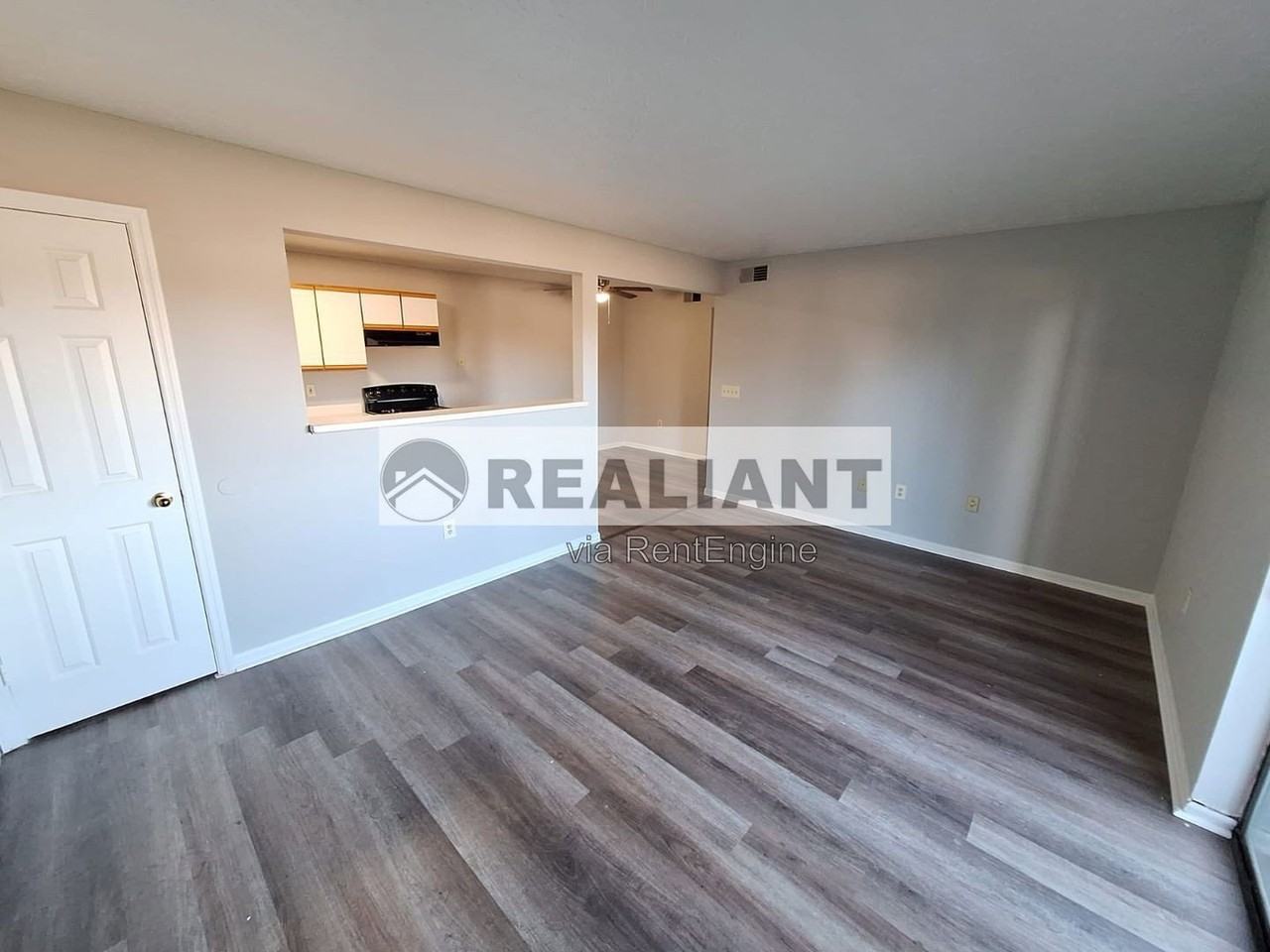 904 Amhurst Drive - Photo 3 of 20