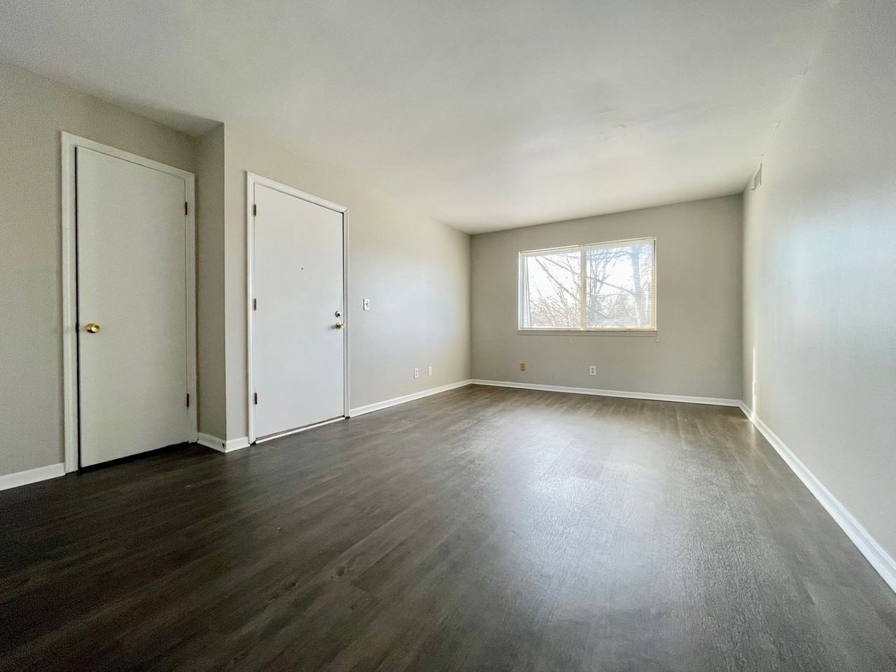 4245 Oak Park Dr Se #A - Photo 5 of 15