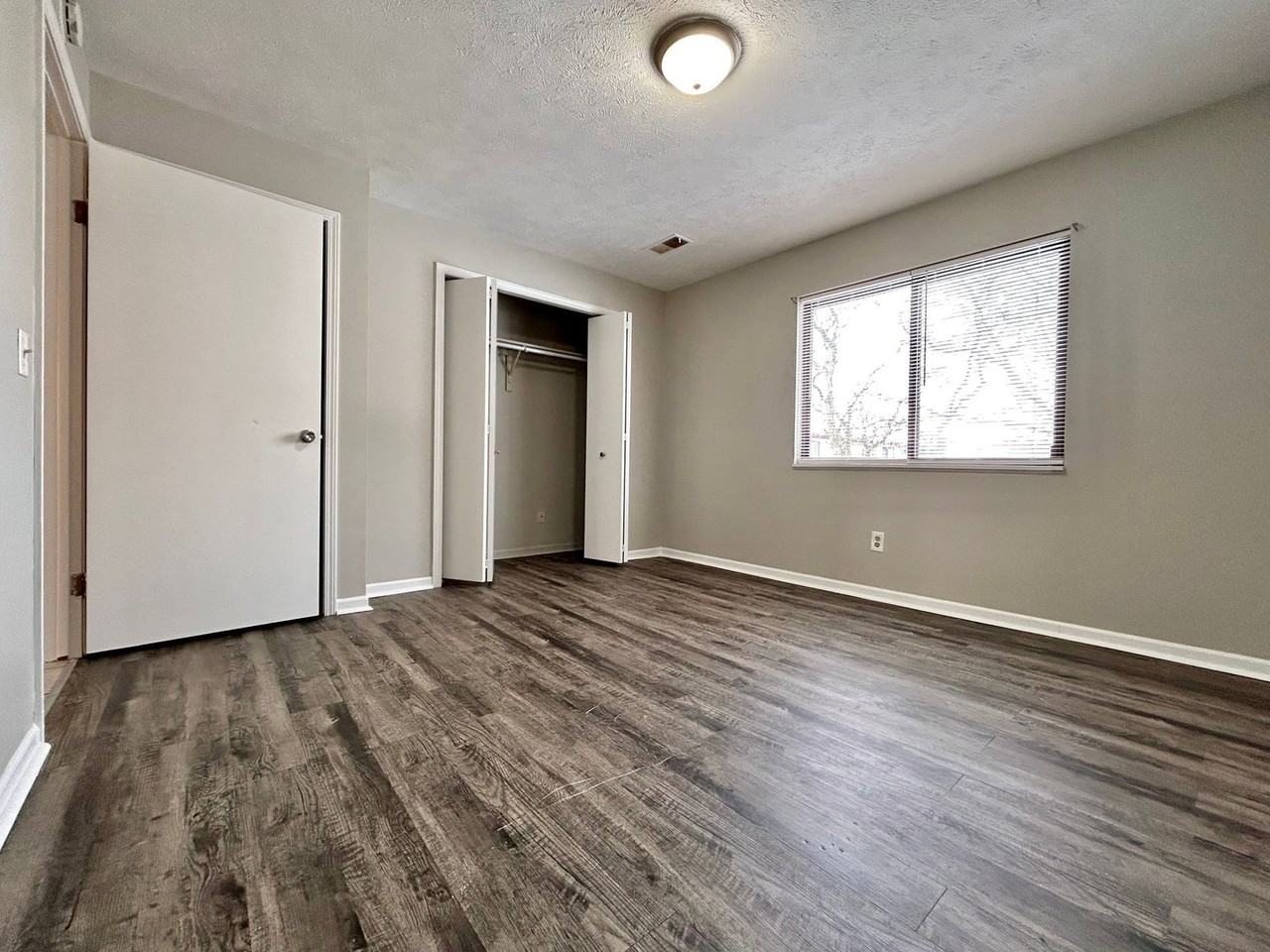 2956 Vineland Ave Se - Photo 3 of 24